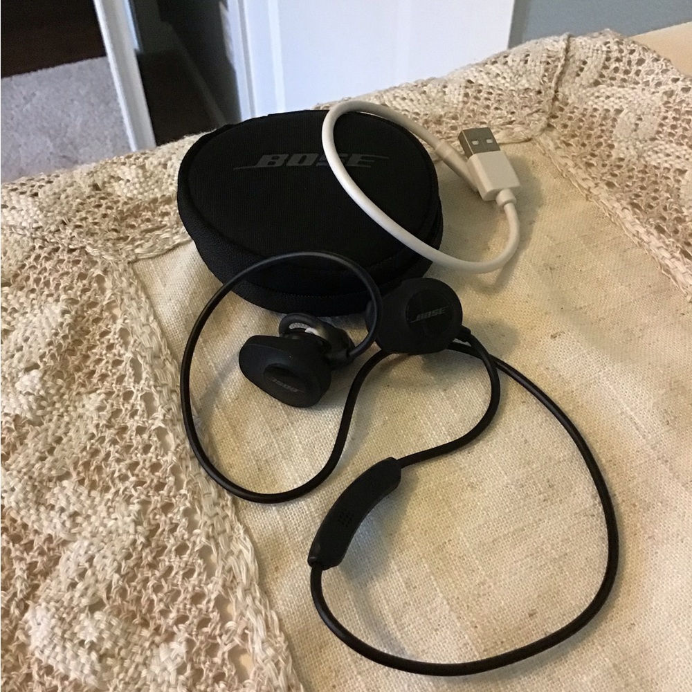 COPY - Bose SoundSupport Headphones